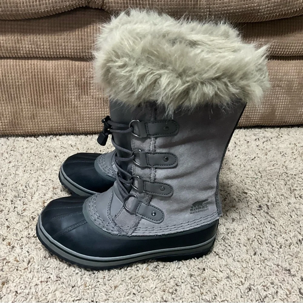 Sorel Gray and Black Boots with leather womens Size 5 - Picture 7 of 16
